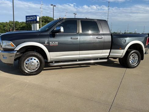 Used 2013 RAM 3500 Laramie AWD/4WD image 6