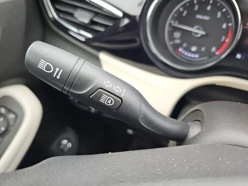 Used 2020 Buick Encore GX Select w/ Experience Buick Package image 44