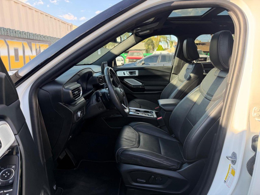 Used 2022 Ford Explorer ST w/ Equipment Group 401A AWD/4WD image 17