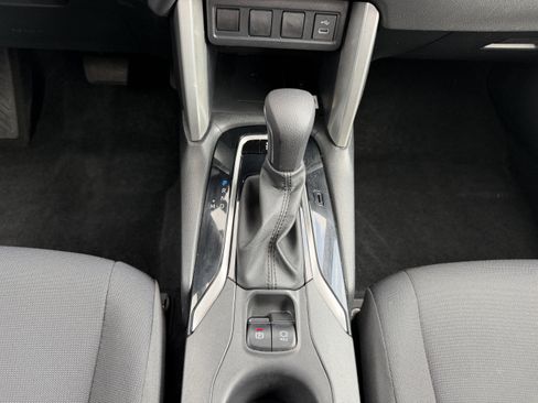 Used 2023 Toyota Corolla Cross LE w/ Moonroof Package image 22