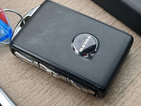 Used 2026 Volvo XC60 B5 Plus w/ Protection Package Premier image 32