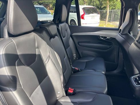 Used 2023 Volvo XC90 B5 Core w/ Protection Package Premier AWD/4WD image 12
