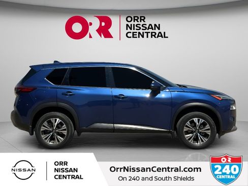 Used 2021 Nissan Rogue SV FWD image 4