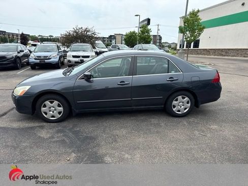 Used 2006 Honda Accord LX image 3