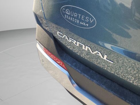 New 2026 Kia Carnival SX image 31
