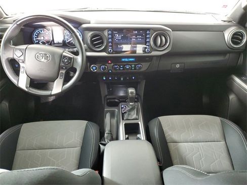 Used 2023 Toyota Tacoma TRD Sport image 13