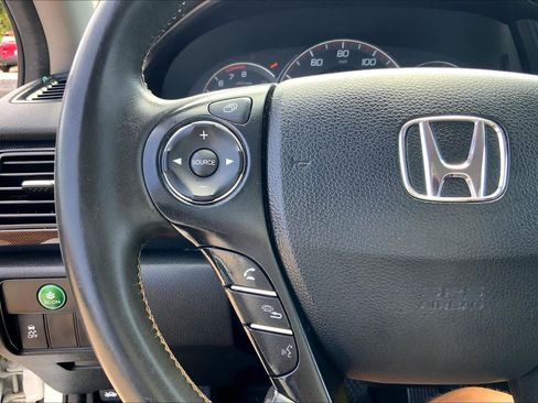 Used 2015 Honda Accord Sport image 23