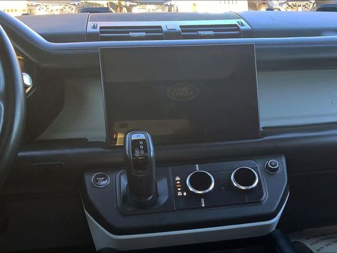 Certified 2023 Land Rover Defender 130 X-Dynamic SE image 6