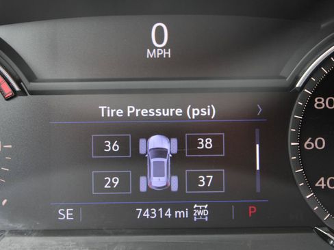 Used 2019 Cadillac XT4 Sport w/ Cold Weather Package AWD/4WD image 24