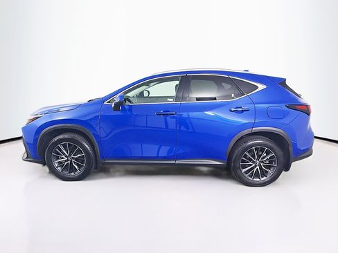 Used 2025 Lexus NX 250 FWD w/ Towing Package (2000 Lbs) image 4