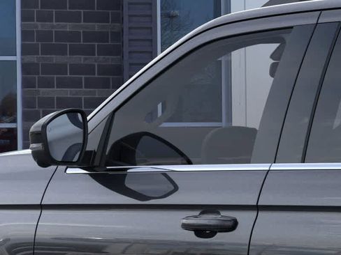 New 2025 Ford Expedition Max Platinum w/ Driver's Package image 20