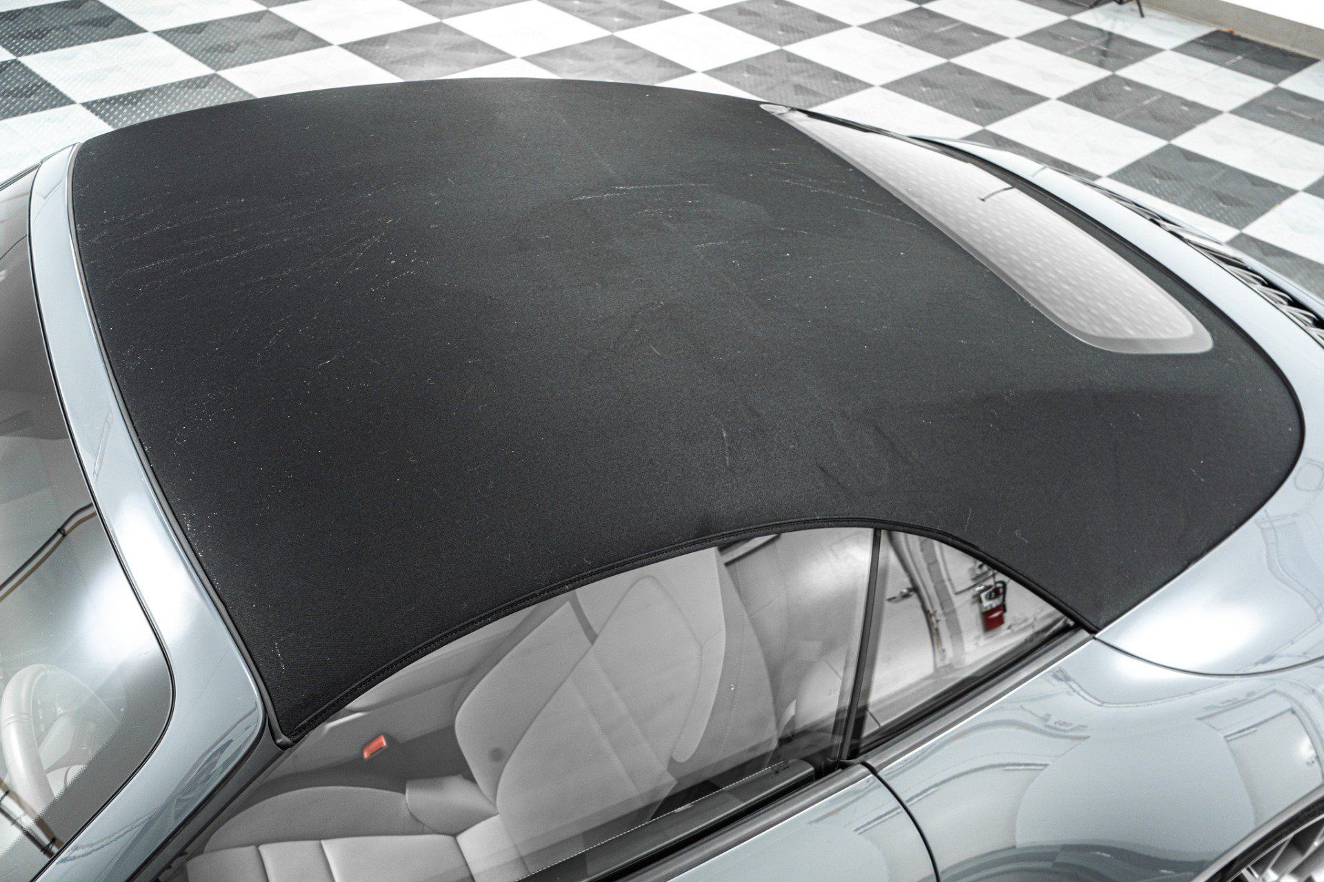 Used 2025 Porsche 911 Carrera RWD image 40