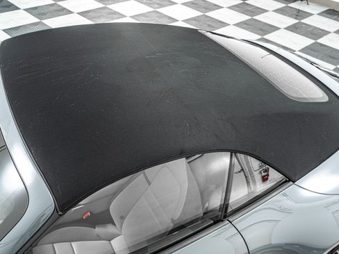 Used 2025 Porsche 911 Carrera RWD image 40