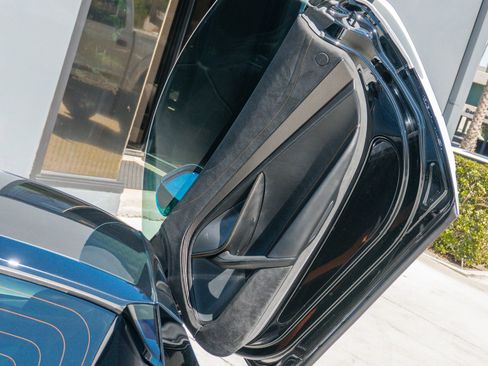 Used 2021 McLaren 720S Spider image 58