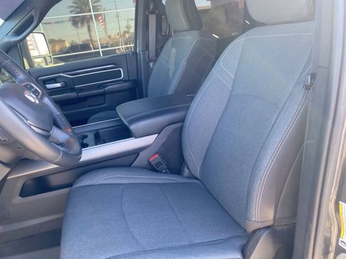 Used 2024 RAM 2500 Big Horn w/ Sport Appearance Package AWD/4WD image 11