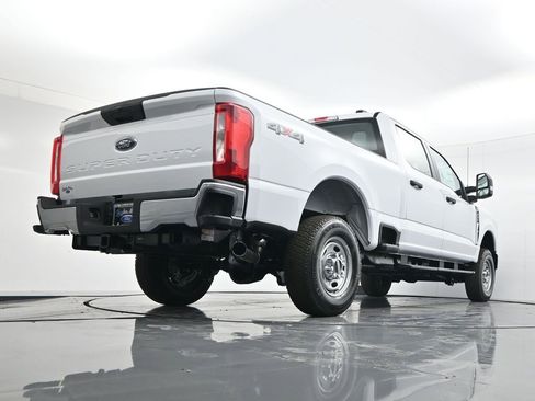 New 2026 Ford F250 XL w/ XL Chrome Package image 49