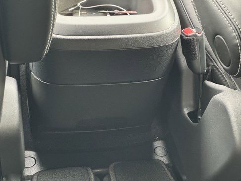 New 2026 Chrysler Pacifica Select image 35