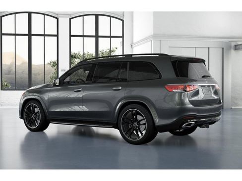 New 2026 Mercedes-Benz GLS 450 4MATIC image 30