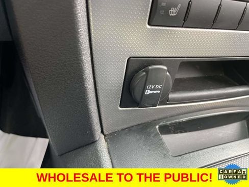 Used 2010 Jeep Grand Cherokee Laredo RWD image 32