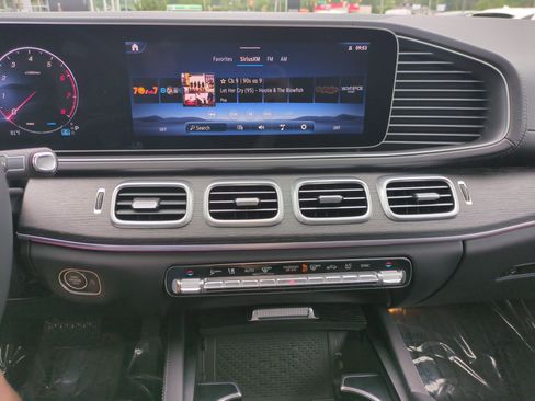 Certified 2026 Mercedes-Benz GLE 450 4MATIC image 22