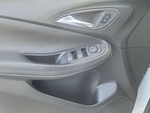 Used 2023 Buick Encore GX Select FWD image 19