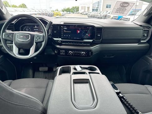 Used 2025 GMC Sierra 1500 Elevation AWD/4WD image 10