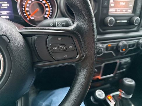 Used 2021 Jeep Gladiator Sport AWD/4WD image 34