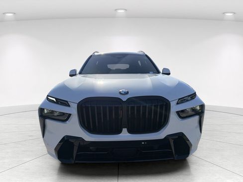 New 2027 BMW X7 xDrive40i w/ Executive Package AWD/4WD image 2
