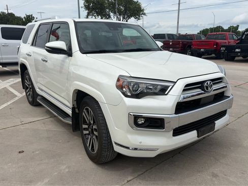 Used 2021 Toyota 4Runner Limited RWD image 4