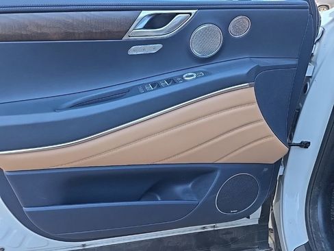 Used 2023 Genesis GV80 2.5T w/ Prestige 20" Package image 5