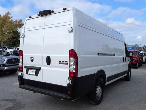 Used 2022 RAM ProMaster 3500 w/ Convenience Group image 4