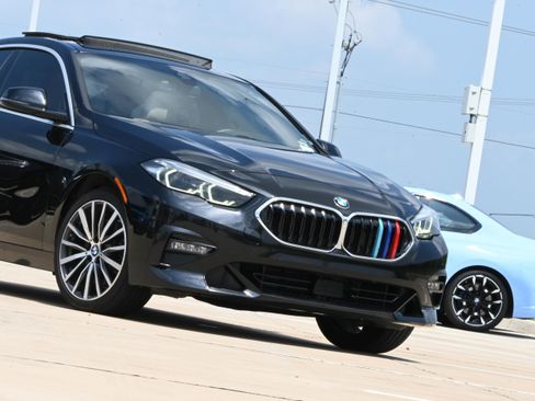 Used 2021 BMW 228i xDrive Gran Coupe w/ Convenience Package AWD/4WD image 40