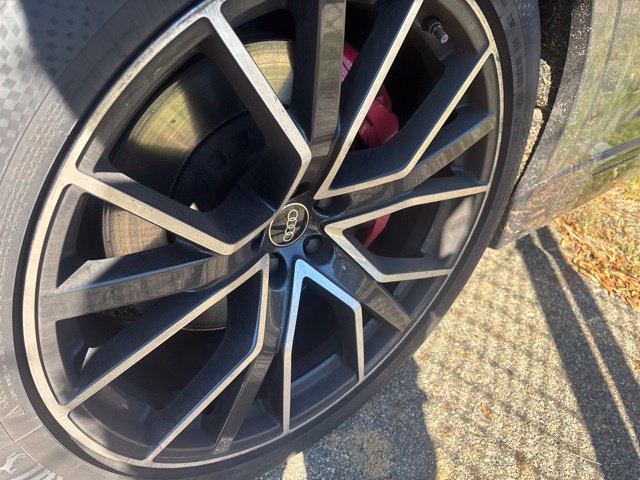 Used 2022 Audi SQ8 Prestige AWD/4WD image 3