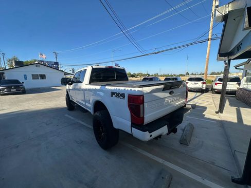 Used 2022 Ford F250 Lariat w/ Black Appearance Package AWD/4WD image 8