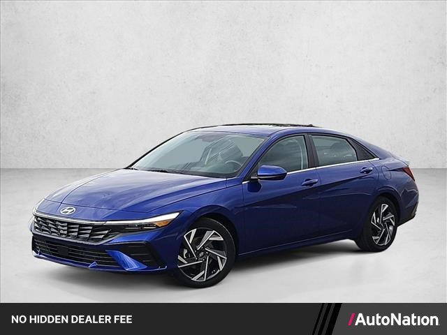 Used 2025 Hyundai Elantra SEL FWD image 1