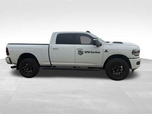 Used 2024 RAM 2500 Laramie w/ Night Edition AWD/4WD image 2