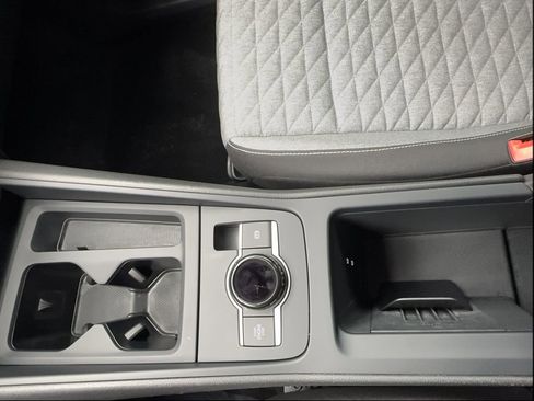 Used 2025 Volkswagen Tiguan S FWD image 41