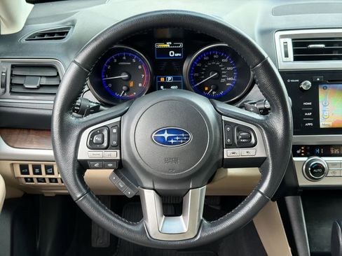 Used 2017 Subaru Outback 2.5i Limited AWD/4WD image 24
