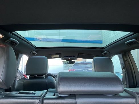 Used 2023 Land Rover Discovery Sport S R-Dynamic image 23