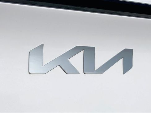 Certified 2026 Kia Sportage LX w/ LX Convenience Package FWD image 33