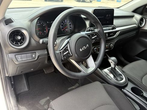 Used 2024 Kia Forte LXS FWD image 14