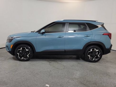 Used 2024 Kia Seltos EX FWD image 4