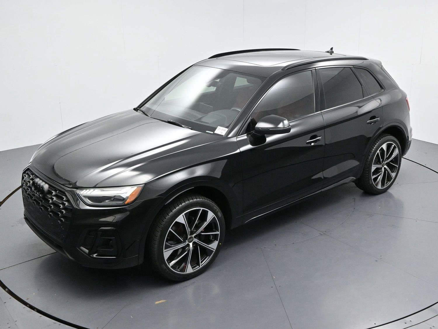 Used 2024 Audi SQ5 Prestige AWD/4WD image 39