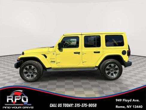 Used 2023 Jeep Wrangler Unlimited Sahara w/ LED Lighting Group AWD/4WD image 2