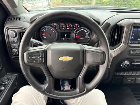 Used 2022 Chevrolet Silverado 1500 Custom AWD/4WD image 30