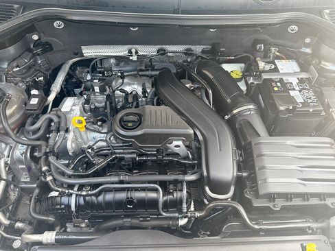 Certified 2024 Volkswagen Taos S FWD image 34