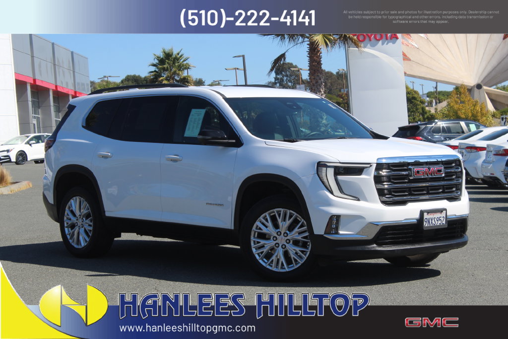 Used 2024 GMC Acadia Elevation FWD image 1