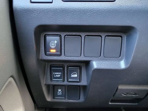 Used 2022 Nissan Frontier SV w/ Technology Package image 24