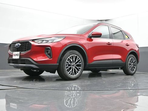 New 2025 Ford Escape SE image 41