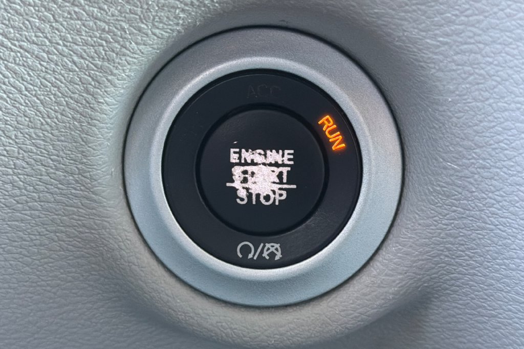 Used 2022 Chrysler Pacifica Touring-L FWD image 30